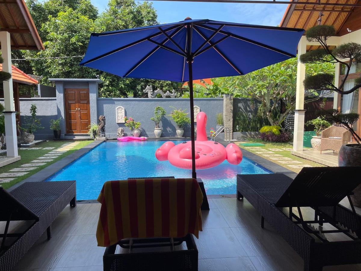 Отель Mias Jungle House Ловина Экстерьер фото