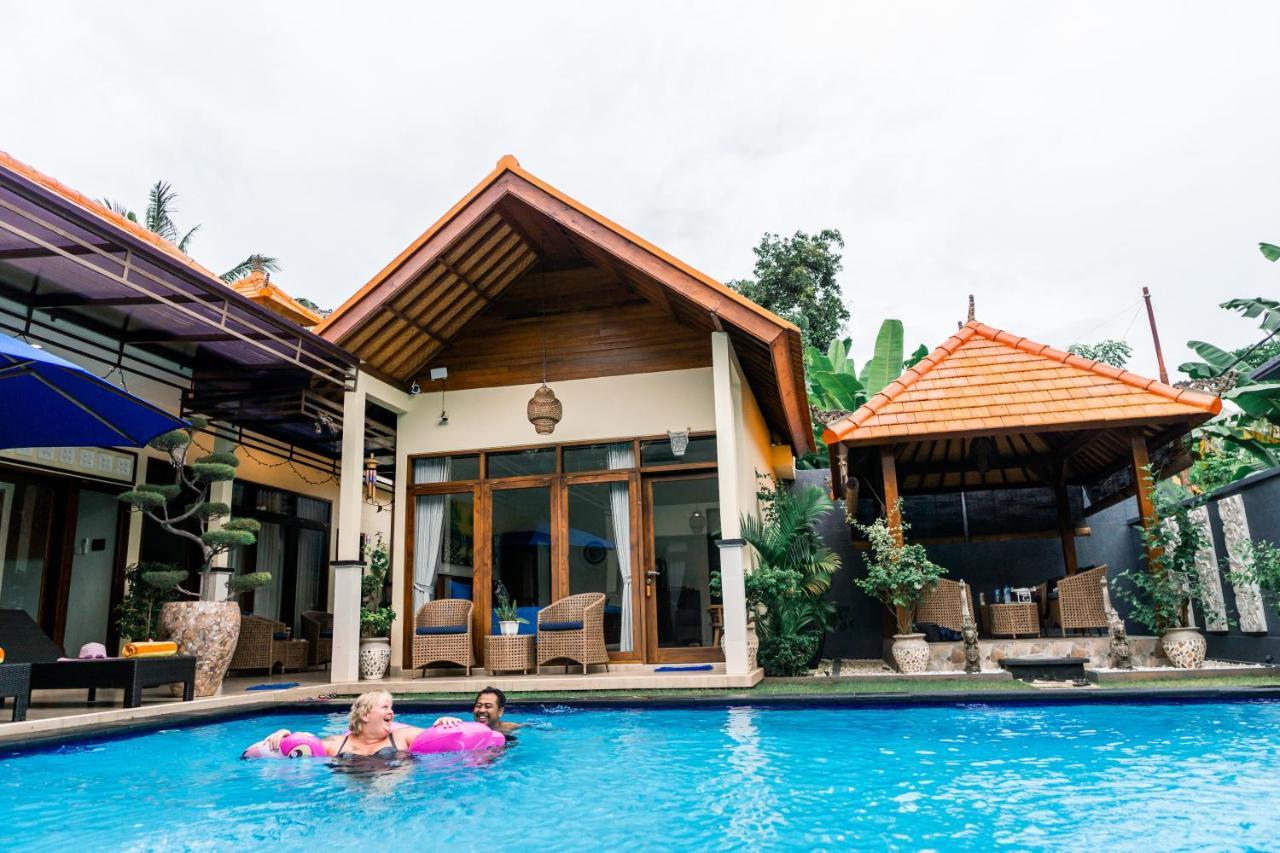 Отель Mias Jungle House Ловина Экстерьер фото